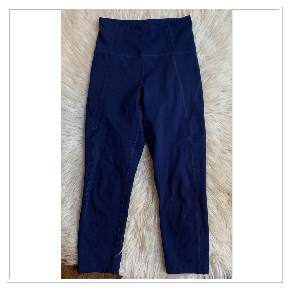 Girlfriend Collective Compressive Capri Length Leggings Midnight Blue Size XS